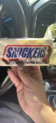 ALMOND FUN SIZE BARS — Photo: Open Food Facts contributors, CC BY-SA