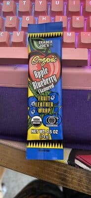 Apple Blueberry flavored Fruit Leather Wrap — Photo: Open Food Facts contributors, CC BY-SA