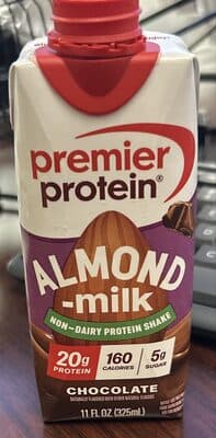 Almond milk protein shake chocolate — Photo: Open Food Facts contributors, CC BY-SA