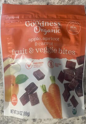 Apple, Apricot & Carrot fruit & veggie bites — Photo: Open Food Facts contributors, CC BY-SA