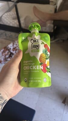 Organic Baby Chicken with Apple, Pineapple & Carrot — Photo: Open Food Facts contributors, CC BY-SA