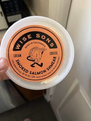 Smoked Salmon Shmear — Photo: Open Food Facts contributors, CC BY-SA