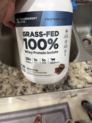 Grass-Fed 100% Whey Protein Isolate - Chocolate Pistachio — Photo: Open Food Facts contributors, CC BY-SA