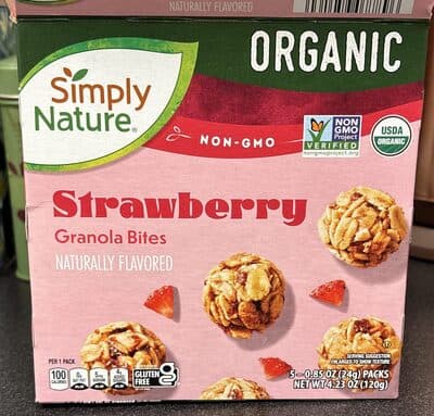 Strawberry Granola Bites — Photo: Open Food Facts contributors, CC BY-SA