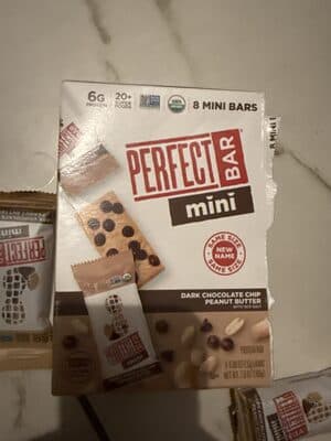 Mini Bar - Dark Chocolate Chip Peanut Butter — Photo: Open Food Facts contributors, CC BY-SA